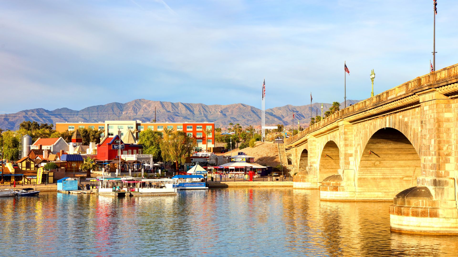 London Bridge, Lake Havasu City
